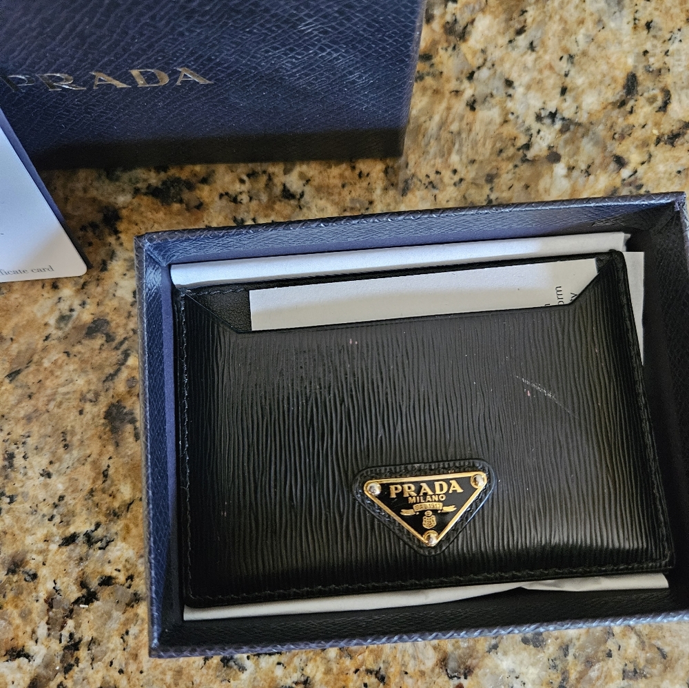 Prada Wallet - Picture 2 of 3